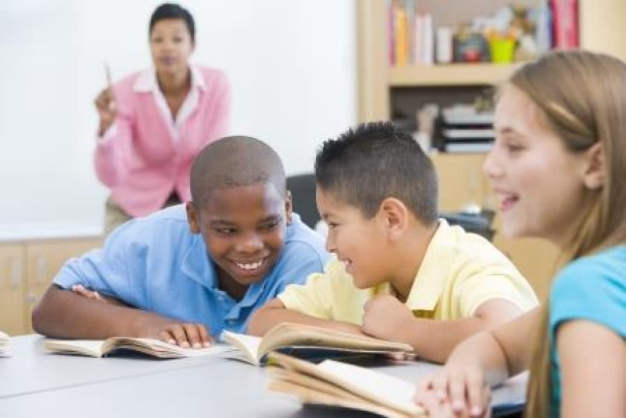 how-to-handle-disruptive-behavior-in-the-classroom-easyworknet